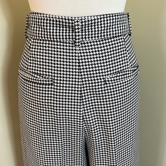 LOFT Belted  Black and White Houndstooth Trousers - Picture 6 of 8